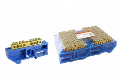 Фотография товара 'Tdm Шина "N" нулевая с изолятором на DIN-рейку 6x9мм SQ0801-0027'