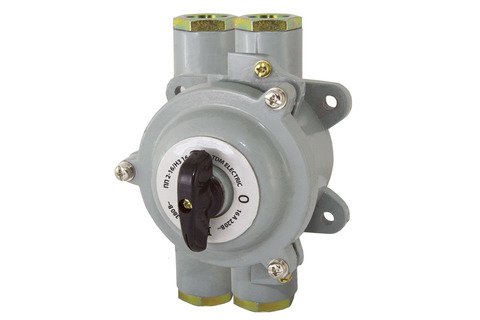 Фотография товара 'Tdm Пакетный переключатель ПП 2-16/Н3 2П 16А 220В, силуминовый корпус, IP56 SQ0723-0078'