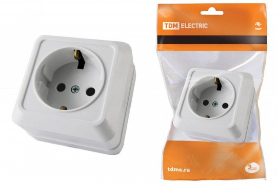 Фотография товара 'Tdm Розетка 2П+З открытой установки IP20 16А SQ1801-0015'