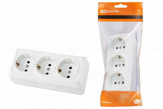 Фотография товара 'Tdm Розетка 3-х местная горизонтальная 2П+3 открытой установки IP20 16A SQ1801-0126'