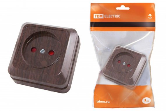 Фотография товара 'Tdm Розетка 2П открытой установки с з/ш IP20 10А SQ1801-0037'