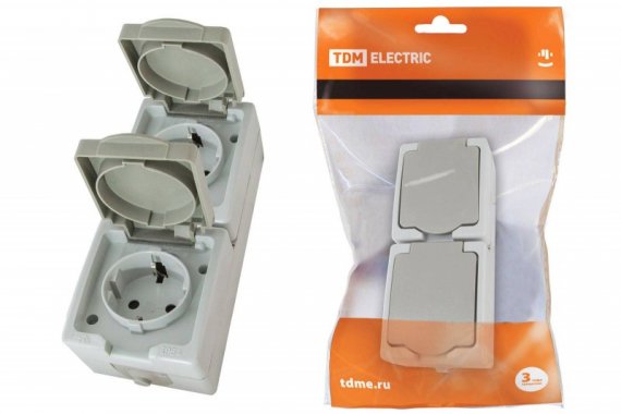 Фотография товара 'Tdm Розетка двойная 2П+3 (вертикальная) открытой установки IP54 16А SQ1803-0009'