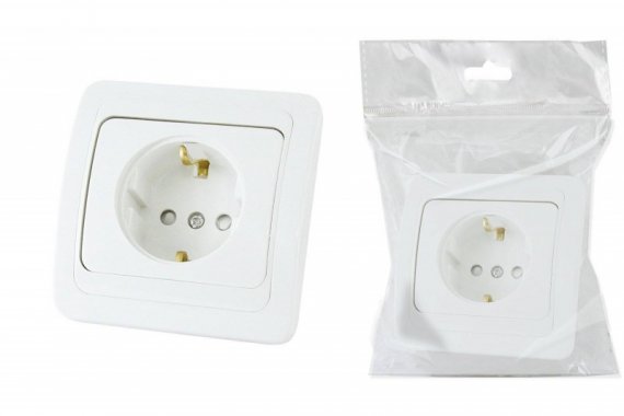 Фотография товара 'Tdm Розетка 2П+З 16А c защитными шторками SQ1804-0028'