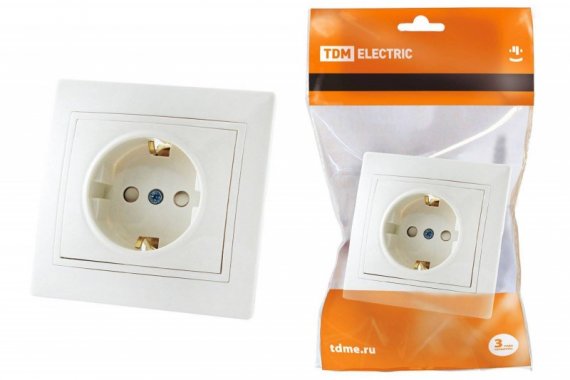 Фотография товара 'Tdm Розетка 2П+З с защитными шторками 16А 250В SQ1814-0016'