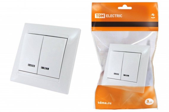 Фотография товара 'Tdm Выключатель 2 кл. с подсветкой 10А SQ1815-0005'