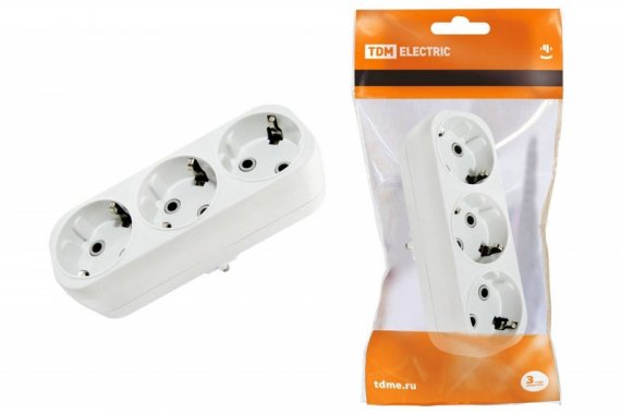 Фотография товара 'Tdm Блок на 3 гнезда 2П+З плоский 16А 250B SQ1806-0033'